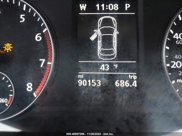 Volkswagen 2014 2014 1VWBP7A36EC018821 Image 16