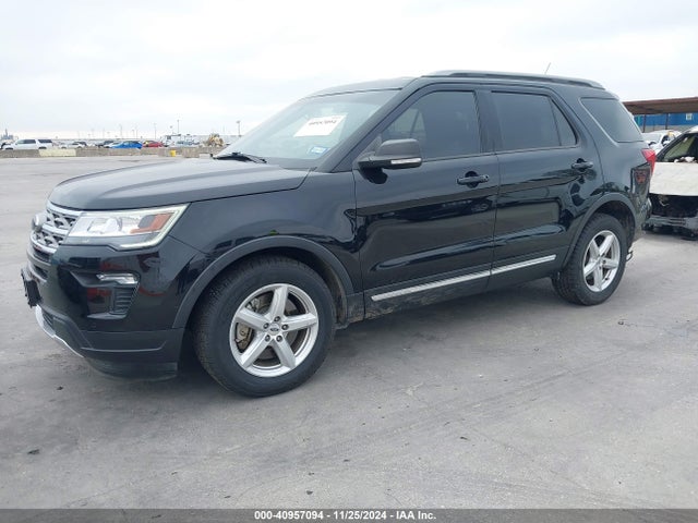 Ford EXPLORER XLT 2019 1FM5K7D8XKGB38532 Image 2