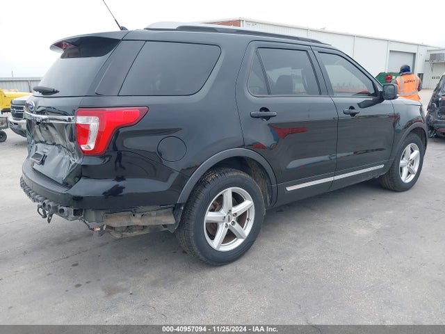 Ford EXPLORER XLT 2019 1FM5K7D8XKGB38532 Image 4