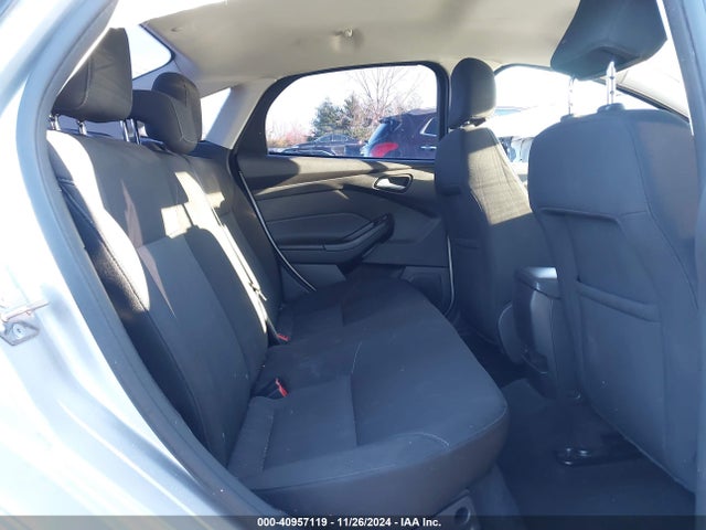 Ford FOCUS SE 2015 1FADP3F22FL227453 Image 8