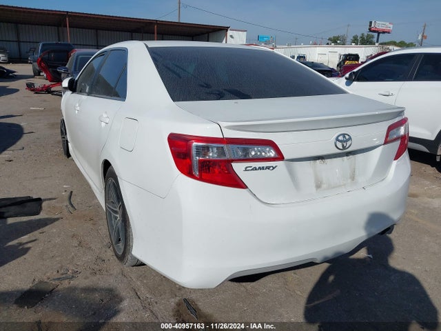 Toyota CAMRY SE 2014 4T1BF1FK9EU734377 Image 3