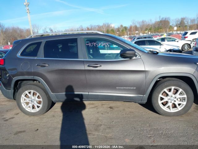 1C4PJMCB3EW270070 Jeep Cherokee Latitude