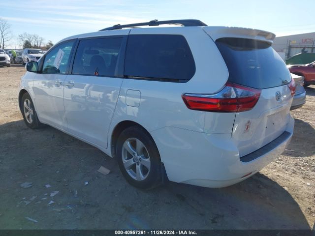 5TDKZ3DCXHS862896 Toyota Sienna Le 8 Passenger