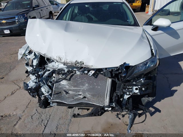 Toyota CAMRY LE 2024 4T1C11AK2RU221536 Image 6