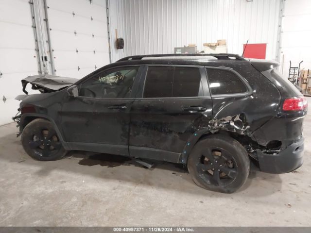 1C4PJMDS2HW625443 Jeep Cherokee High Altitude 4x4