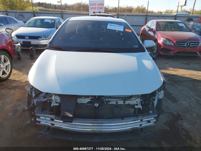 Toyota COROLLA SE 2019 JTNK4RBE1K3035606 Image 13