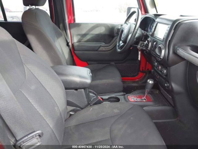 1C4HJWDG7HL597569 Jeep Wrangler Unlimited Sport 4x4