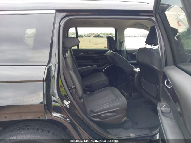 1C4RJKAG2N8605786 Jeep Grand Cherokee L Laredo 4x4
