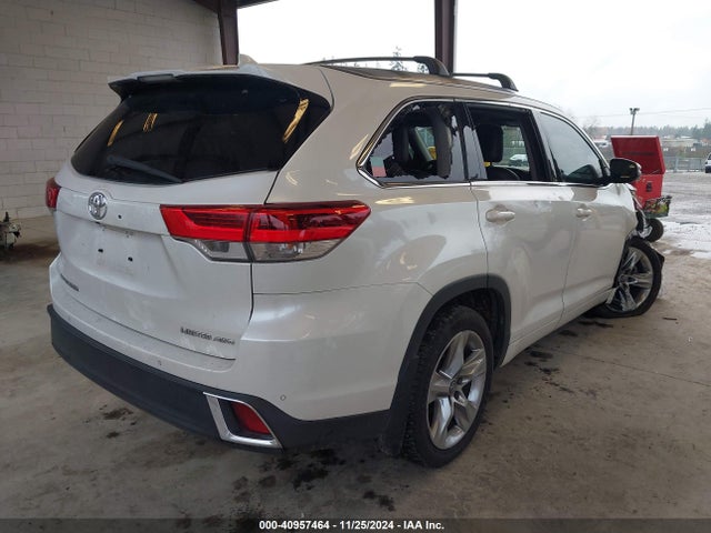 5TDDZRFH7JS866608 Toyota Highlander Limited