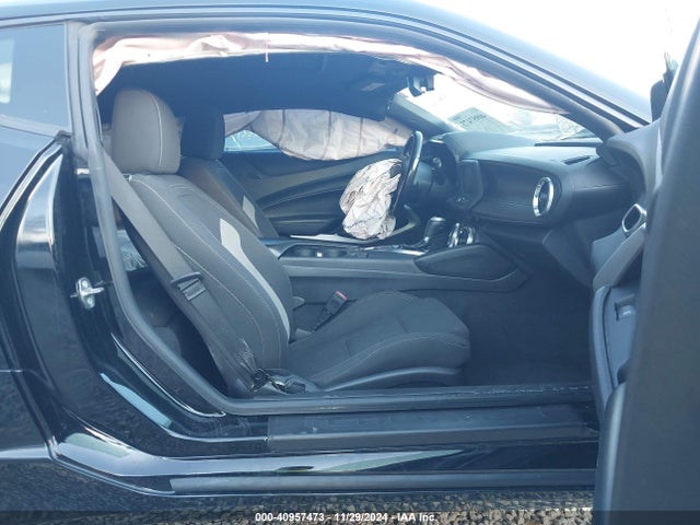 Chevrolet Camaro 1lt 2018 1G1FB1RS0J0114668 Image 5