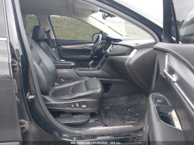 1GYKNDRS6JZ127235 Cadillac XT5 LUXURY