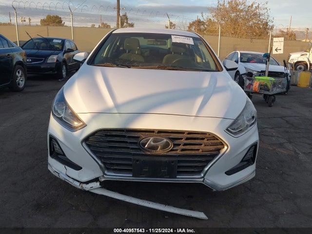 Hyundai SONATA SE 2019 5NPE24AF6KH794048 Image 13