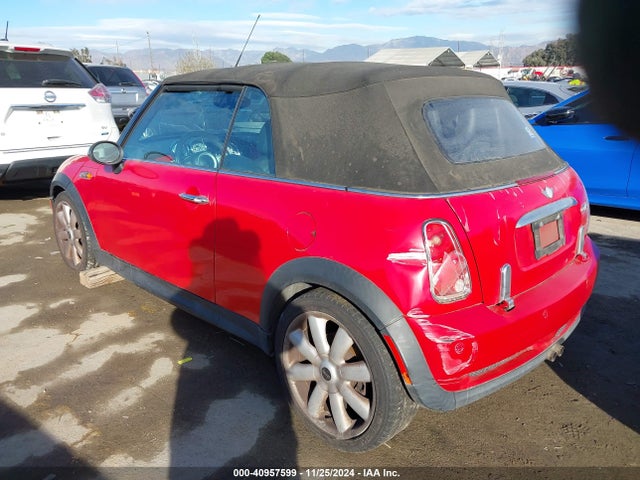 2007 MINI COOPER S WMWRH33517TJ44171 Photo 2