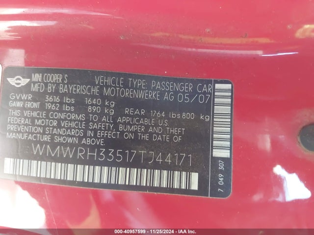 2007 MINI COOPER S WMWRH33517TJ44171 Photo 8