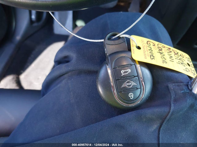 2019 MINI COUNTRYMAN WMZYS7C5XK3F45267 Photo 10