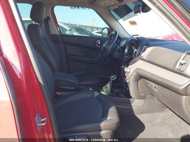 2019 MINI COUNTRYMAN WMZYS7C5XK3F45267 Photo 4