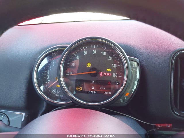 2019 MINI COUNTRYMAN WMZYS7C5XK3F45267 Photo 6