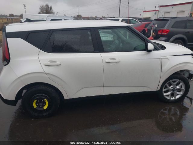 KNDJ23AU9P7857680 KIA SOUL LX