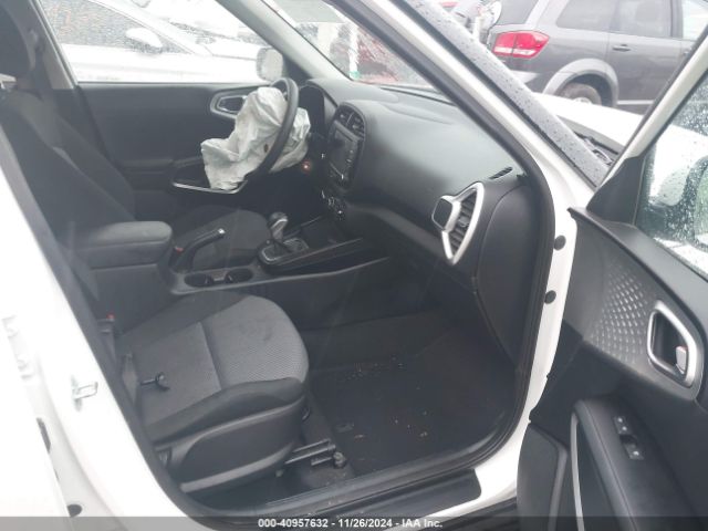 KNDJ23AU9P7857680 KIA SOUL LX