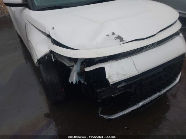 KNDJ23AU9P7857680 KIA SOUL LX