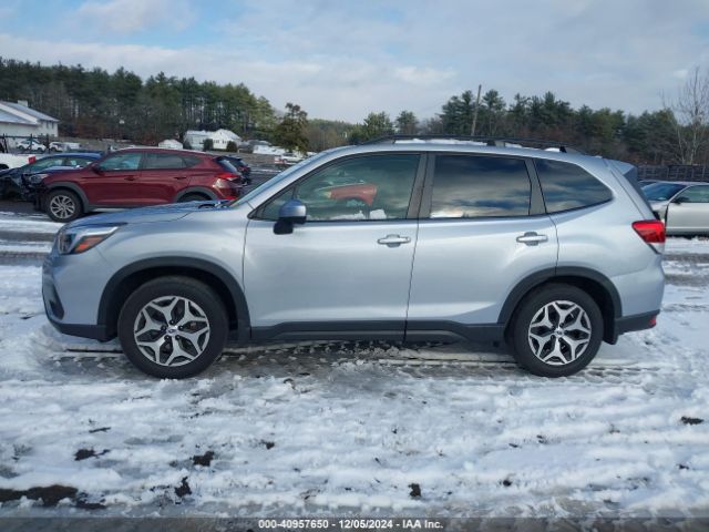 JF2SKAFC1MH523093 Subaru Forester Premium