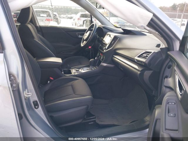 JF2SKAFC1MH523093 Subaru Forester Premium