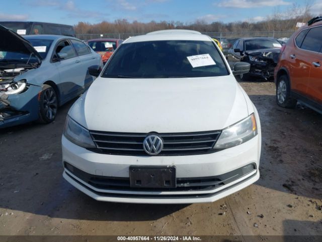 3VWD17AJ1GM388116 Volkswagen Jetta 1.8t Sport