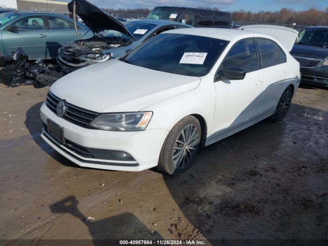 3VWD17AJ1GM388116 Volkswagen Jetta 1.8t Sport