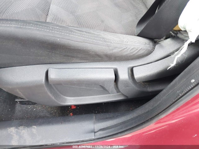 Nissan ROGUE S 2016 KNMAT2MV2GP738025 Image 9