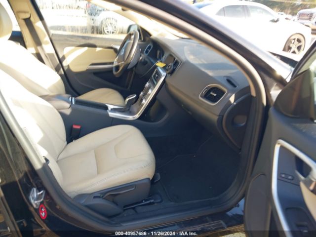 YV126MFL1H2423874 Volvo S60 T5 Dynamic