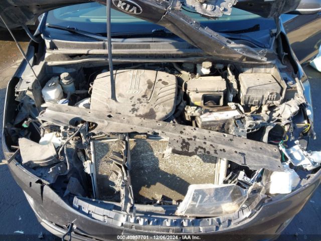 KNDMB5C14G6197243 KIA SEDONA LX