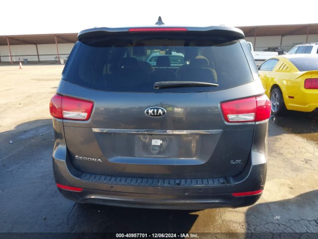 KNDMB5C14G6197243 KIA SEDONA LX