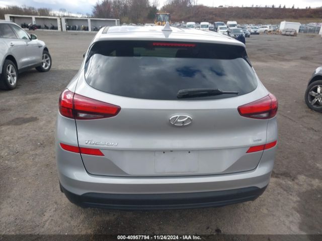KM8J2CA42LU131618 Hyundai TUCSON SE