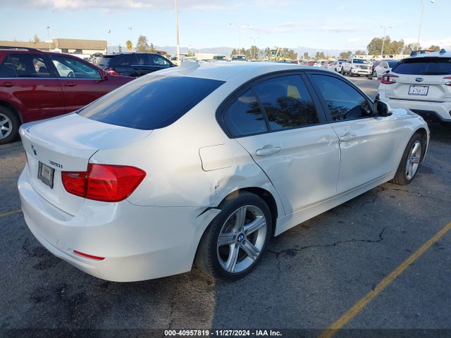 BMW 320i 2015 WBA3B1C54FK135934 Image 4