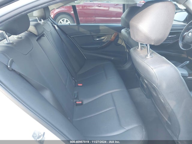 BMW 320i 2015 WBA3B1C54FK135934 Image 8