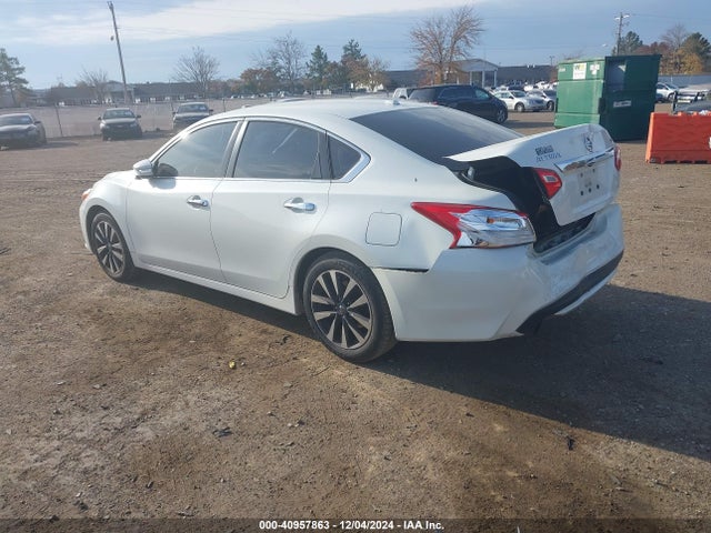 Nissan Altima 2.5 Sl 2017 1N4AL3AP9HC188221 Image 3