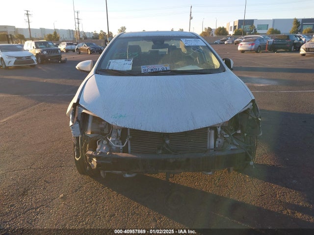Toyota COROLLA SE 2018 5YFBURHE6JP739365 Image 13