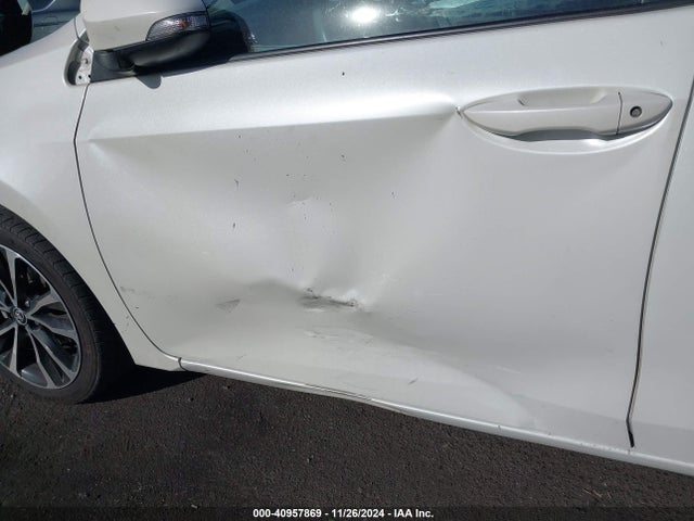 Toyota COROLLA SE 2018 5YFBURHE6JP739365 Image 18