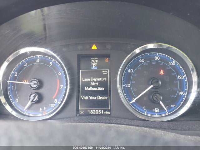 Toyota COROLLA SE 2018 5YFBURHE6JP739365 Image 7
