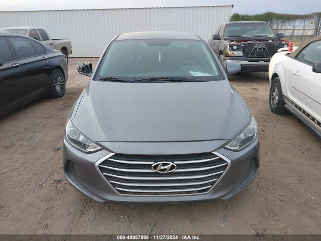 Hyundai ELANTRA SEL 2018 5NPD84LF5JH327287 Image 12