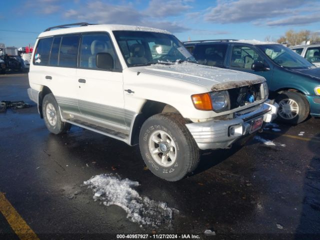 2000 MITSUBISHI MONTERO JA4MR51R8YJ001611