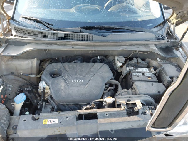 KIA Soul 2016 KNDJN2A29G7270539 Image 10