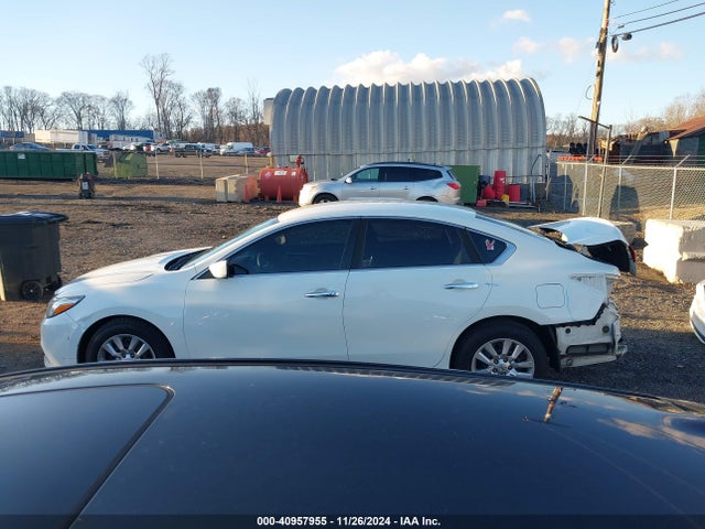 Nissan Altima 2.5 S 2017 1N4AL3AP5HN364461 Image 15