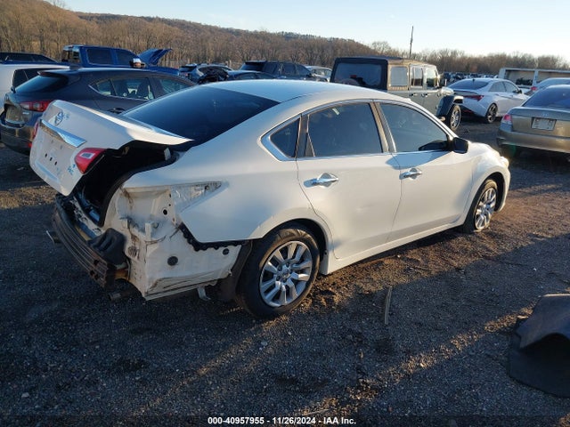 Nissan Altima 2.5 S 2017 1N4AL3AP5HN364461 Image 4