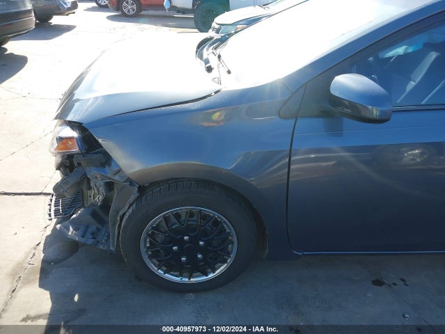 Toyota COROLLA LE 2015 5YFBURHE3FP280626 Image 18