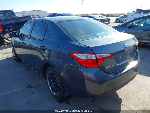 Toyota COROLLA LE 2015 5YFBURHE3FP280626 Image 3