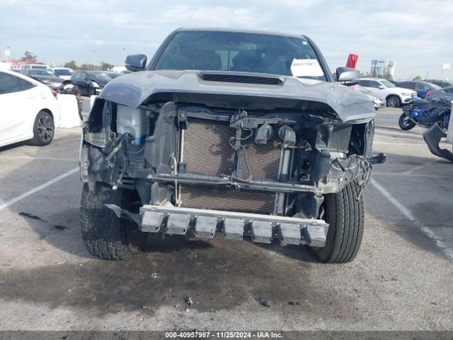 3TMCZ5AN5MM415828 Toyota Tacoma Trd Sport