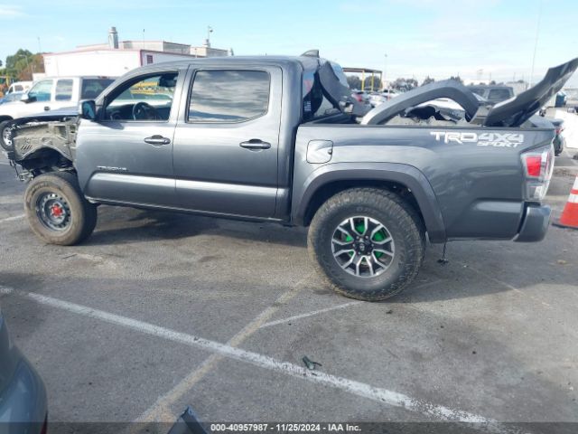 3TMCZ5AN5MM415828 Toyota Tacoma Trd Sport