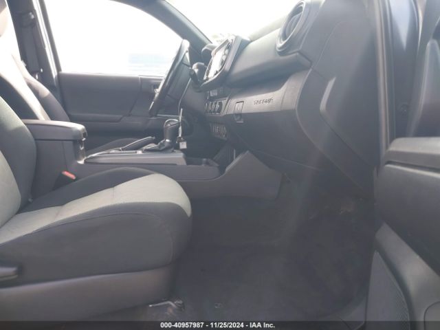 3TMCZ5AN5MM415828 Toyota Tacoma Trd Sport