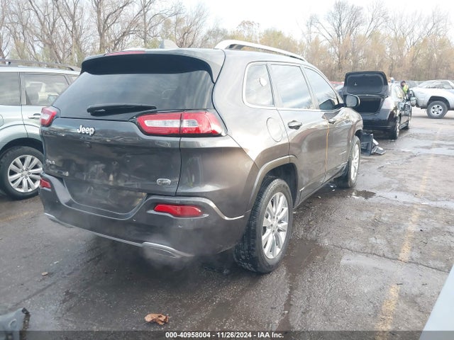 1C4PJMJX3JD594186 Jeep Cherokee Overland 4x4